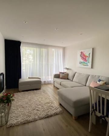 Modern Central Flat With Balcony & Free Parking On-Site Bournemouth Eksteriør billede